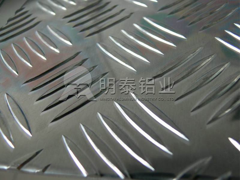 五條筋花紋鋁板廠家 五條筋花紋鋁板廠家